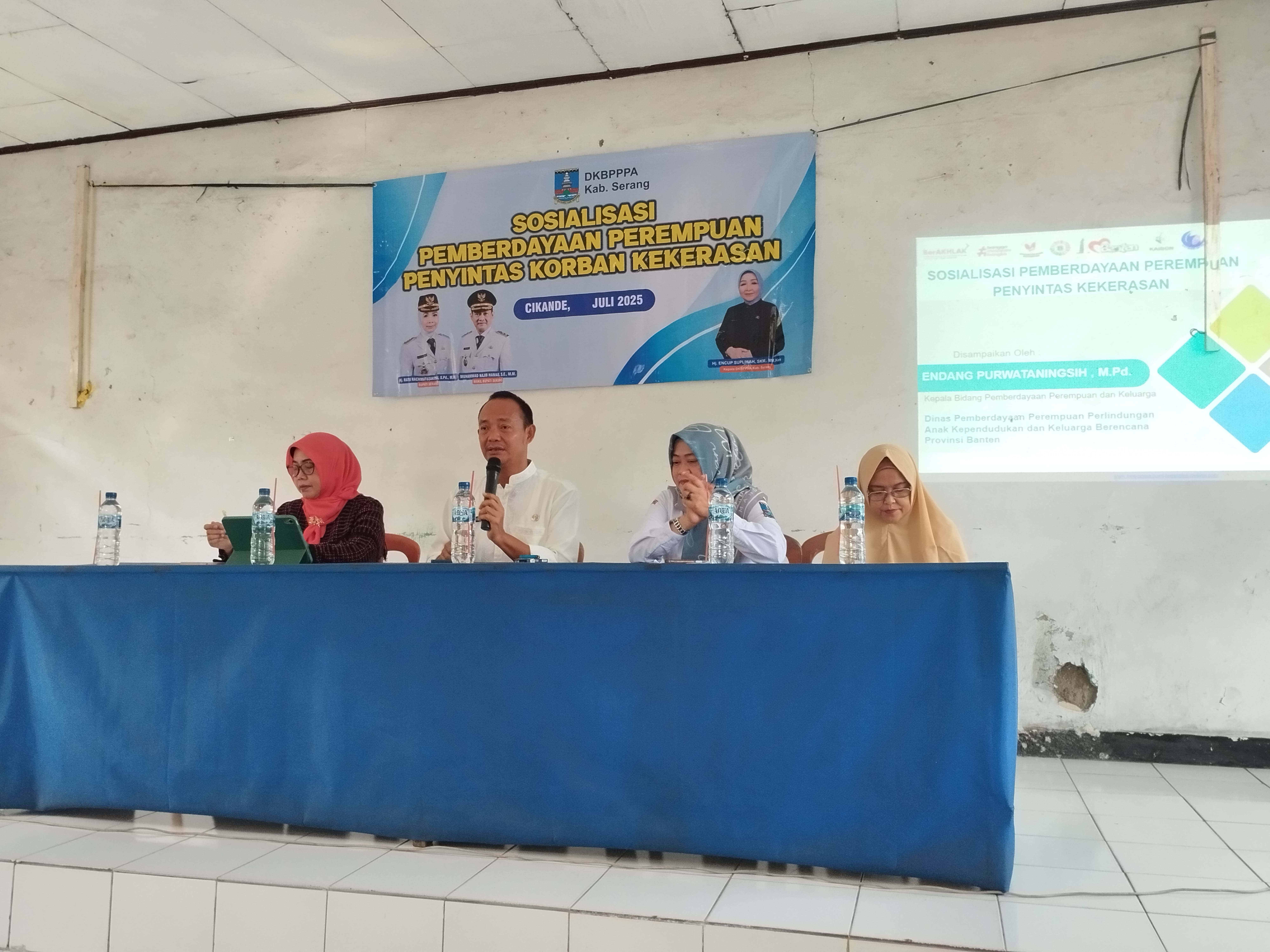 dinas-keluarga-berencana-pemberdayaan-perempuan-dan-perlindungan-anak-dkbpppa-kabupaten-serang-gelar-sosialisasi-pemberdayaan-perempuan-penyintas-kekerasan-di-kecamatan-cikande